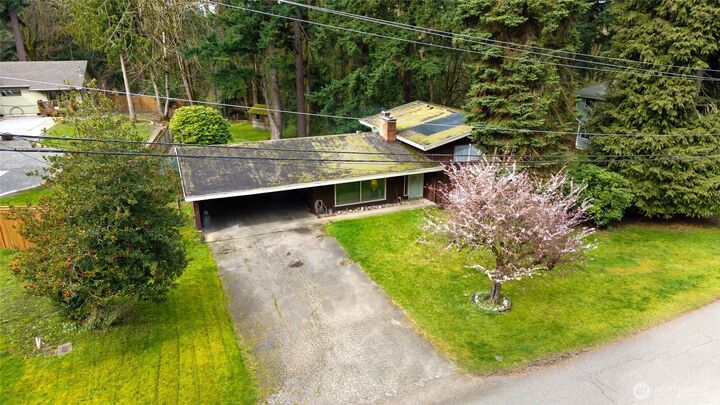 Property Photo: 15709 76th Place NE WA 98028