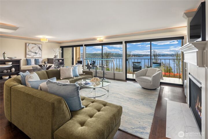 Property Photo:  8005  Sand Point Way NE A31  WA 98115 