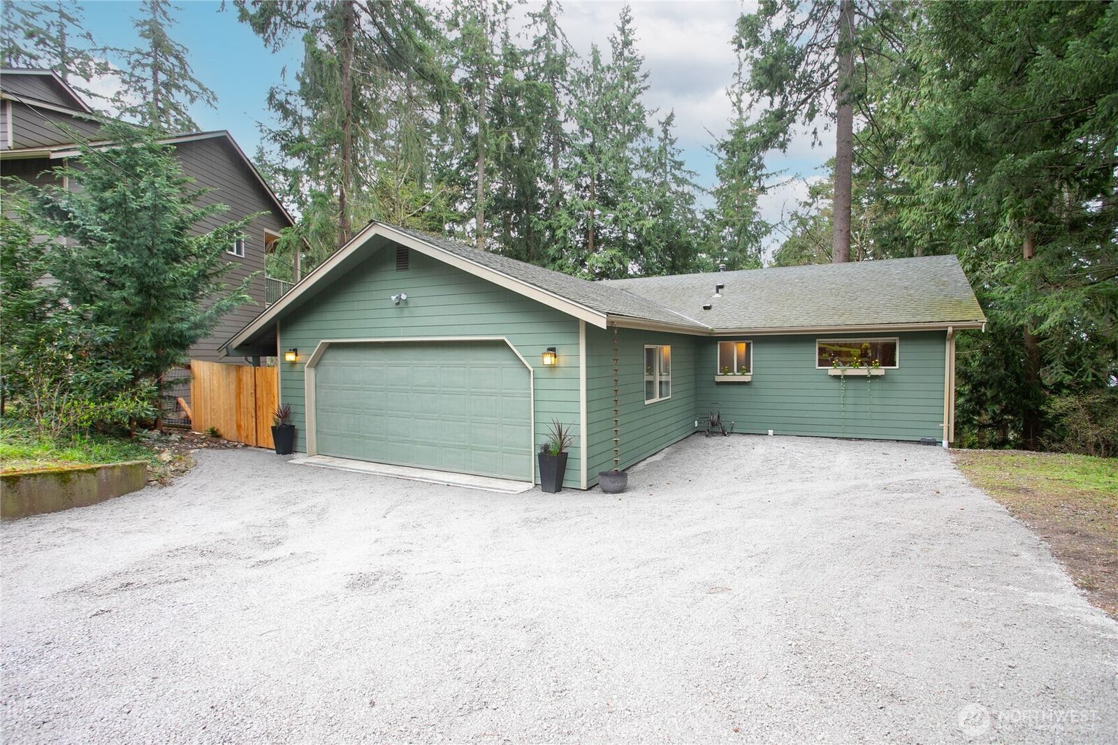 Property Photo:  1615  Emerald Lake Way  WA 98226 