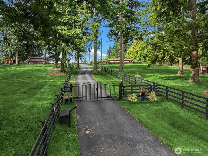 Property Photo: 23503 156th Avenue SE WA 98042