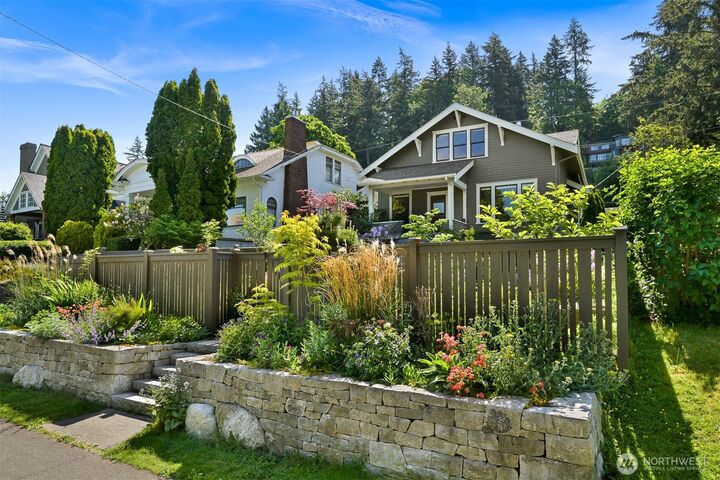 Property Photo:  250 N Forest Street  WA 98225 