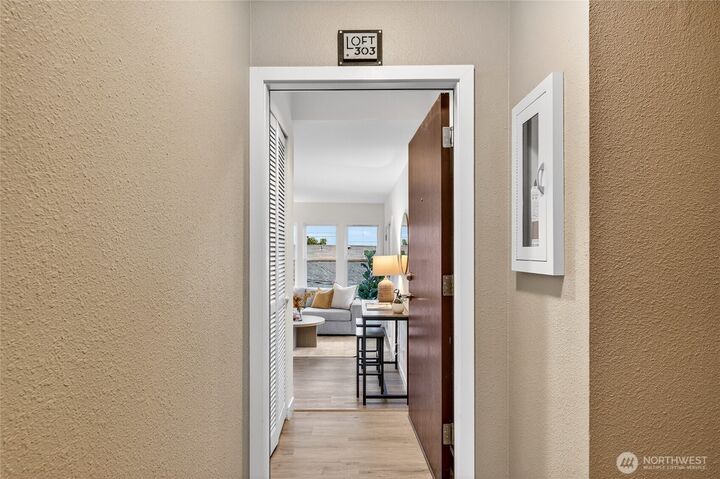 Property Photo:  6547  42nd Avenue SW 303  WA 98136 