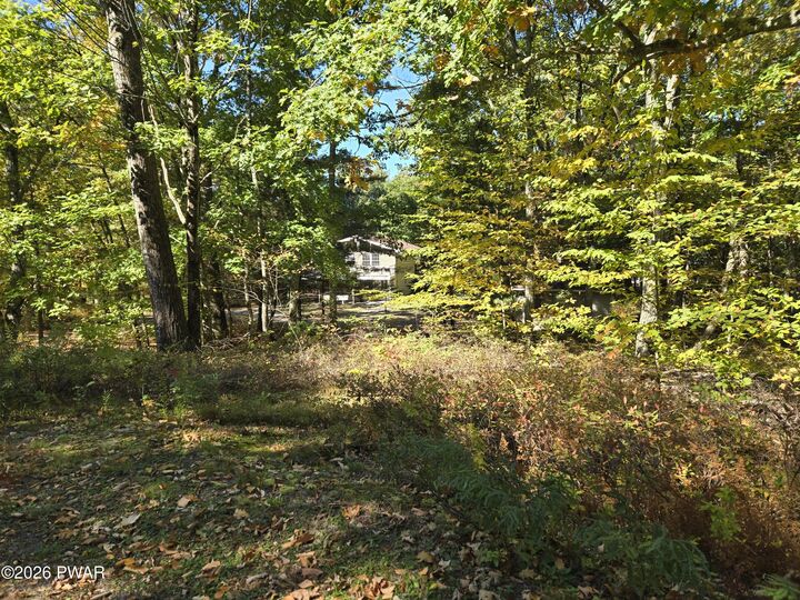 Property Photo:  802 Clydesdale Court  PA 18428 