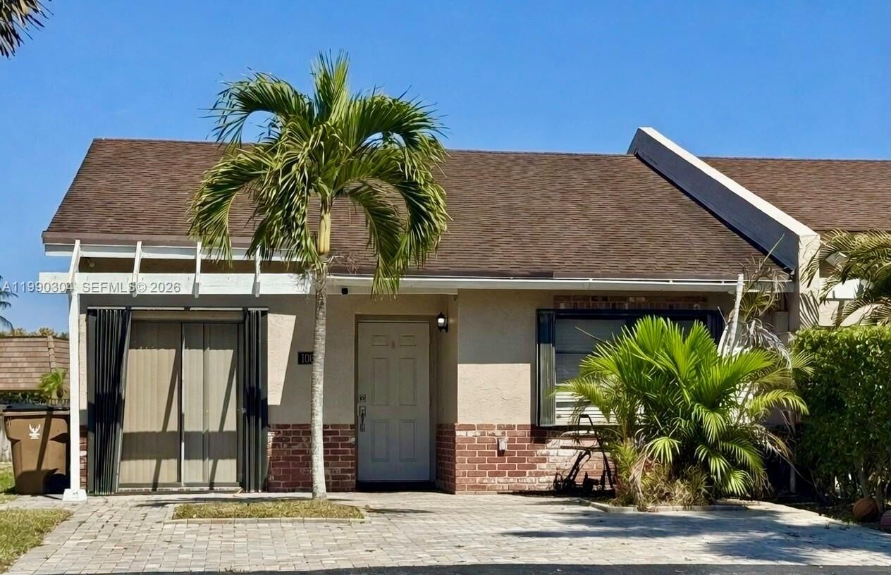 Property Photo: 1061 NW 53rd St FL 33064