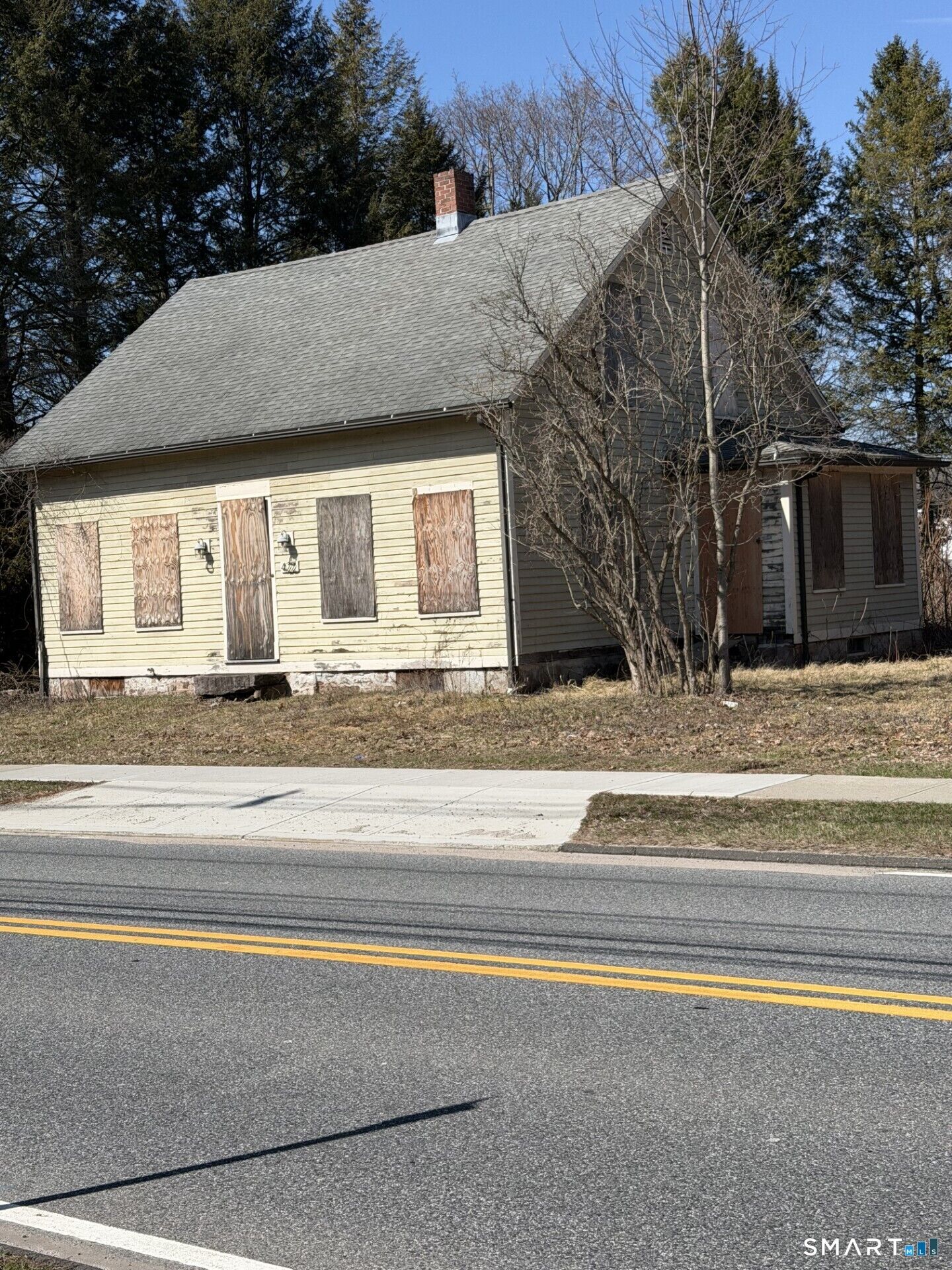 Property Photo:  422 North Brooksvale Road  CT 06410 