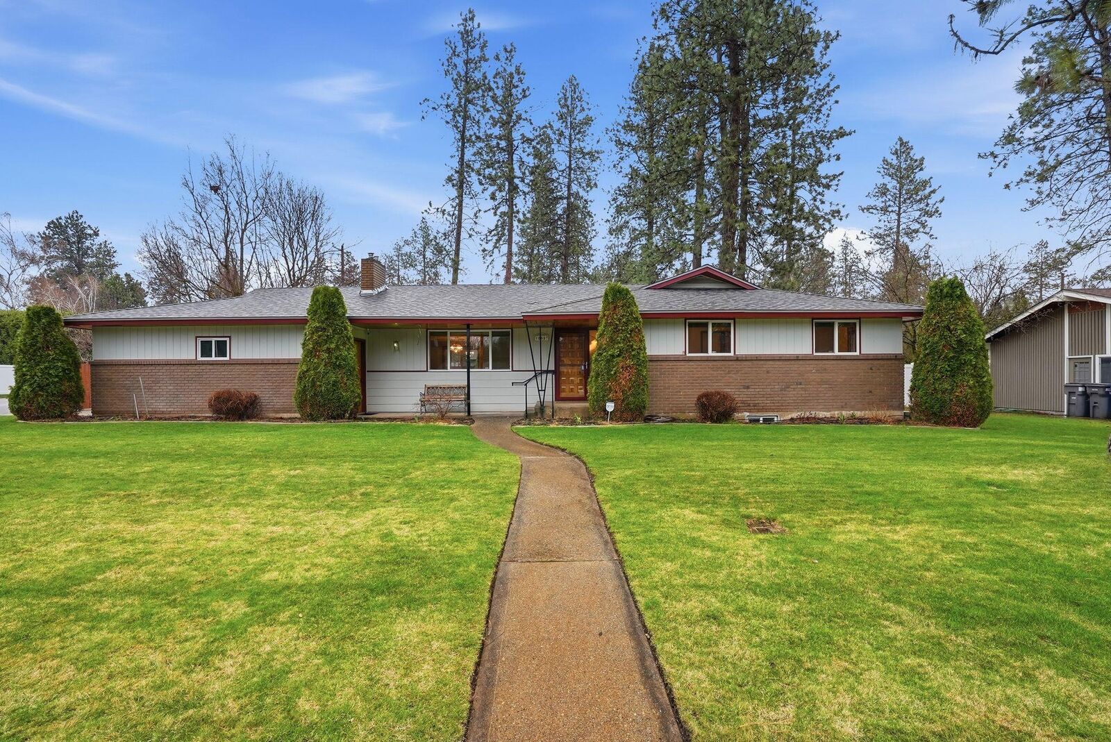 Property Photo:  10907 E 24th Ave  WA 99206 