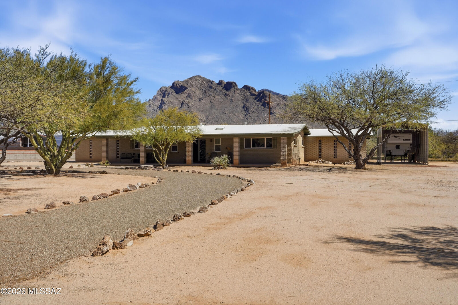 Property Photo: 8710 N Hickory Drive AZ 85704