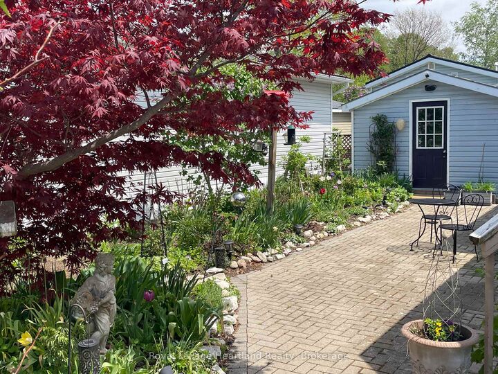 Property Photo: 12 Iroquois Lane ON N7A 3Y2