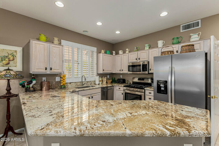 Property Photo:  15333 W Black Gold Lane  AZ 85375 