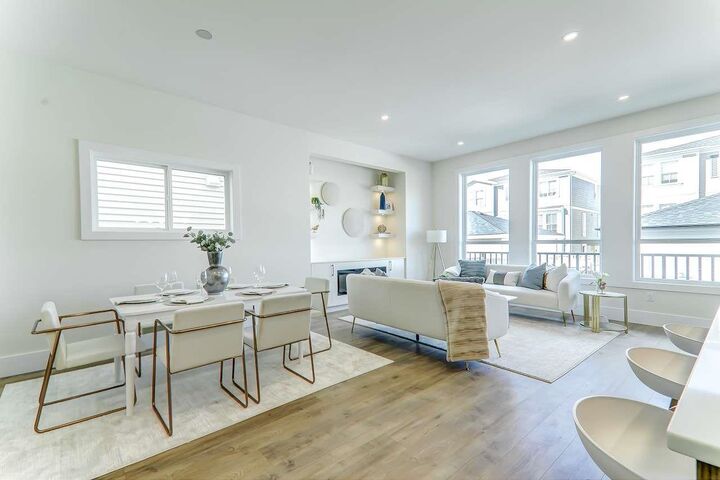 Property Photo:  20669 76 Avenue  BC V2Y 1V5 