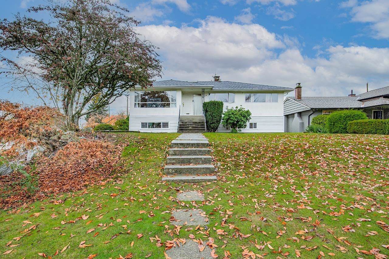 Property Photo: 4619 Westlawn Drive BC V5C 3R2