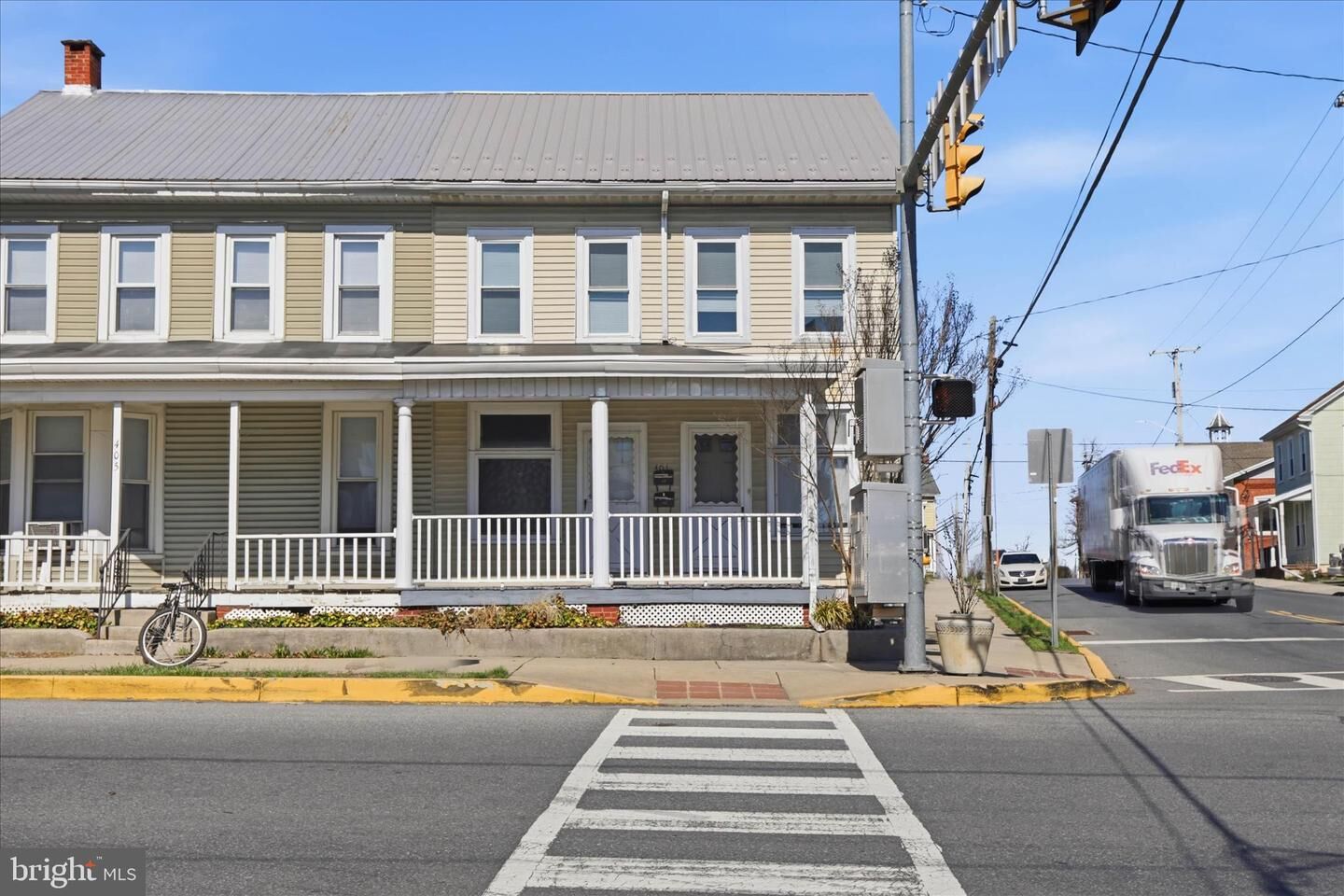 Property Photo: 401 Main Street PA 17517