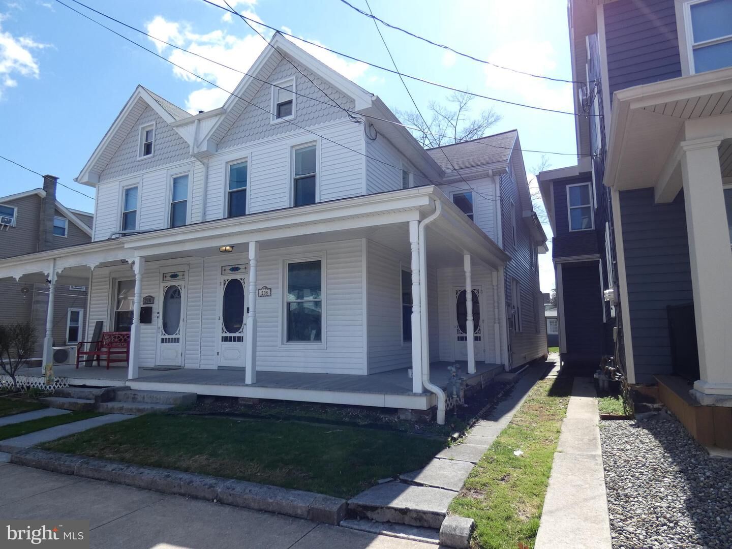 Property Photo: 208 E High Street PA 17022