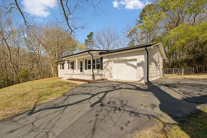 Property Photo:  610 Hickory Circle  GA 30736 