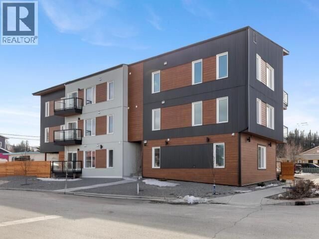 Photo de la propriété:  301-5168 5th Avenue  YT Y1A 0X4 