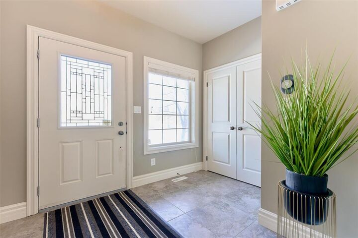 Property Photo:  25 Shorehill Drive  MB R3X 0A9 