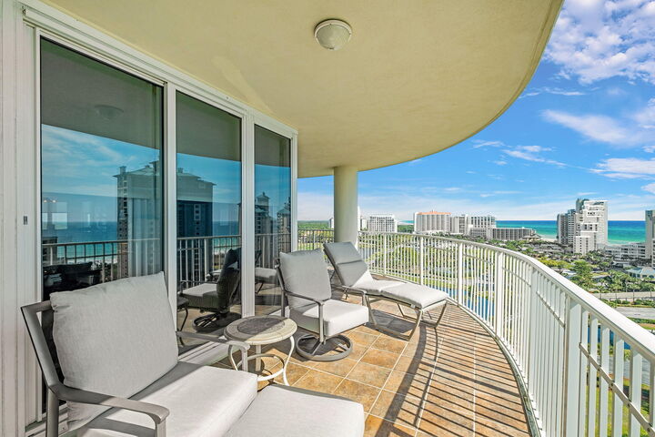 Property Photo:  1 Beach Club Drive Unit 1401  FL 32550 