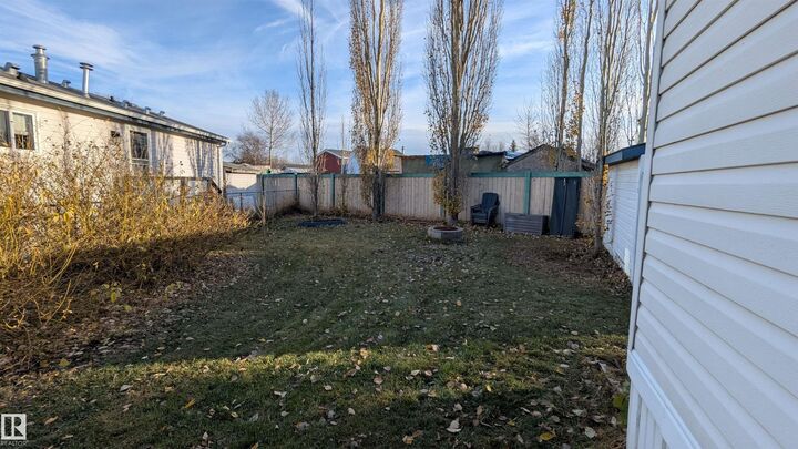 Property Photo:  53222 RR 272 1411  AB T7X 4M4 