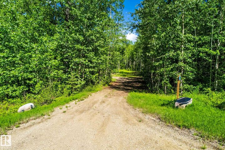 Property Photo:  56110 Rge Road 13 17  AB T0E 1V0 
