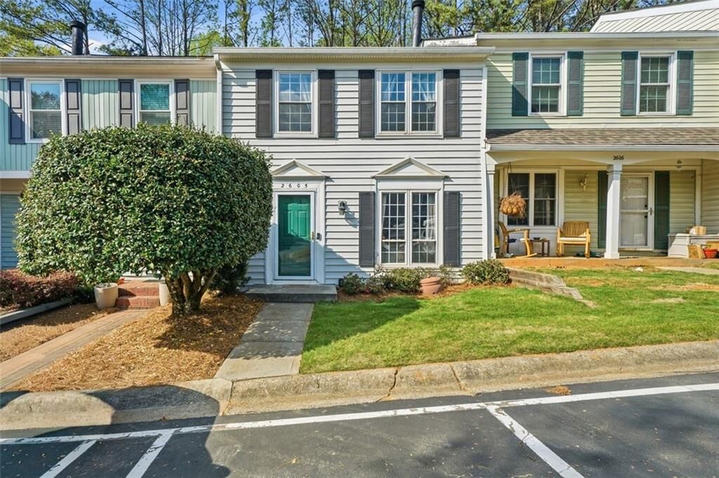 Property Photo: 2605 Queen Anne Court GA 30350