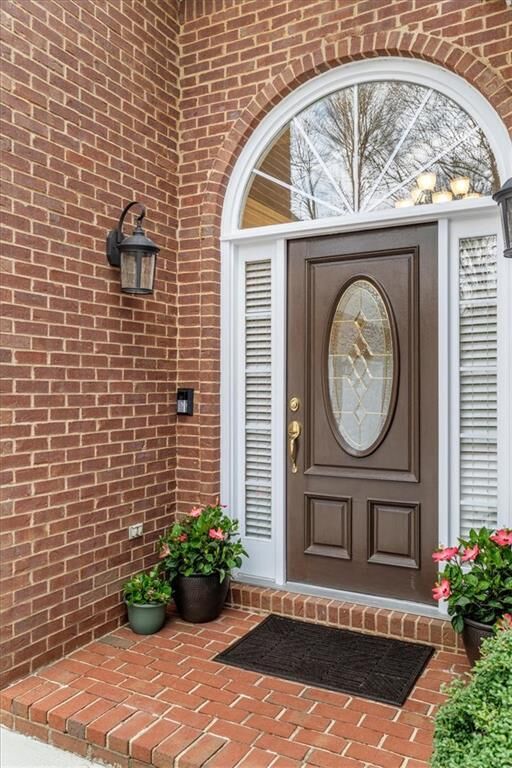 Property Photo: 565 Kings County Court GA 30004