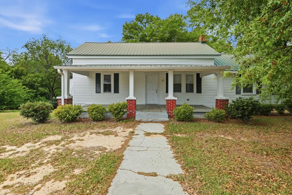 Property Photo:  426 Broad Street  GA 31805 