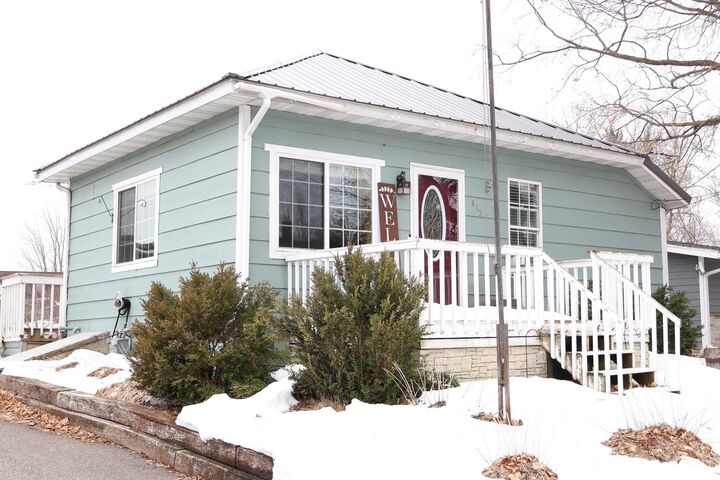 Property Photo:  415 Wausau St  WI 54414 