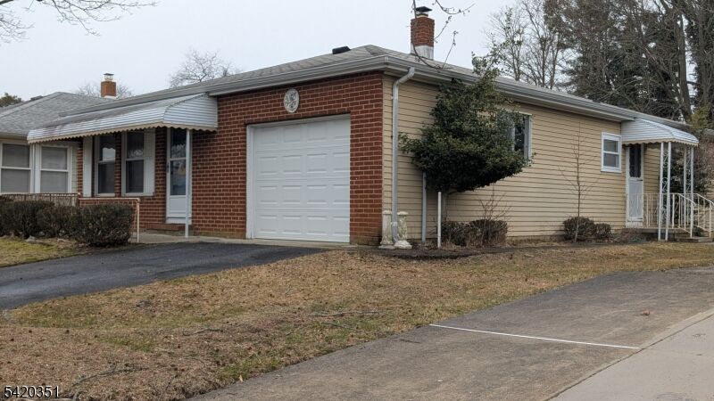 Property Photo: 54 Biabou Dr NJ 08757