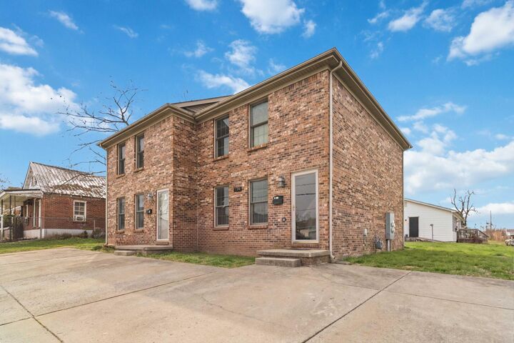 Property Photo:  226 Hallie Irvine Street  KY 40475 