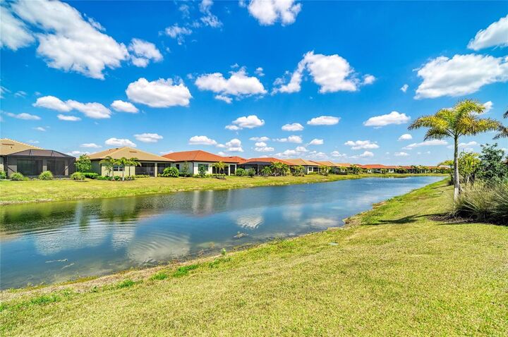 Property Photo:  628 Maraviya Boulevard  FL 34275 