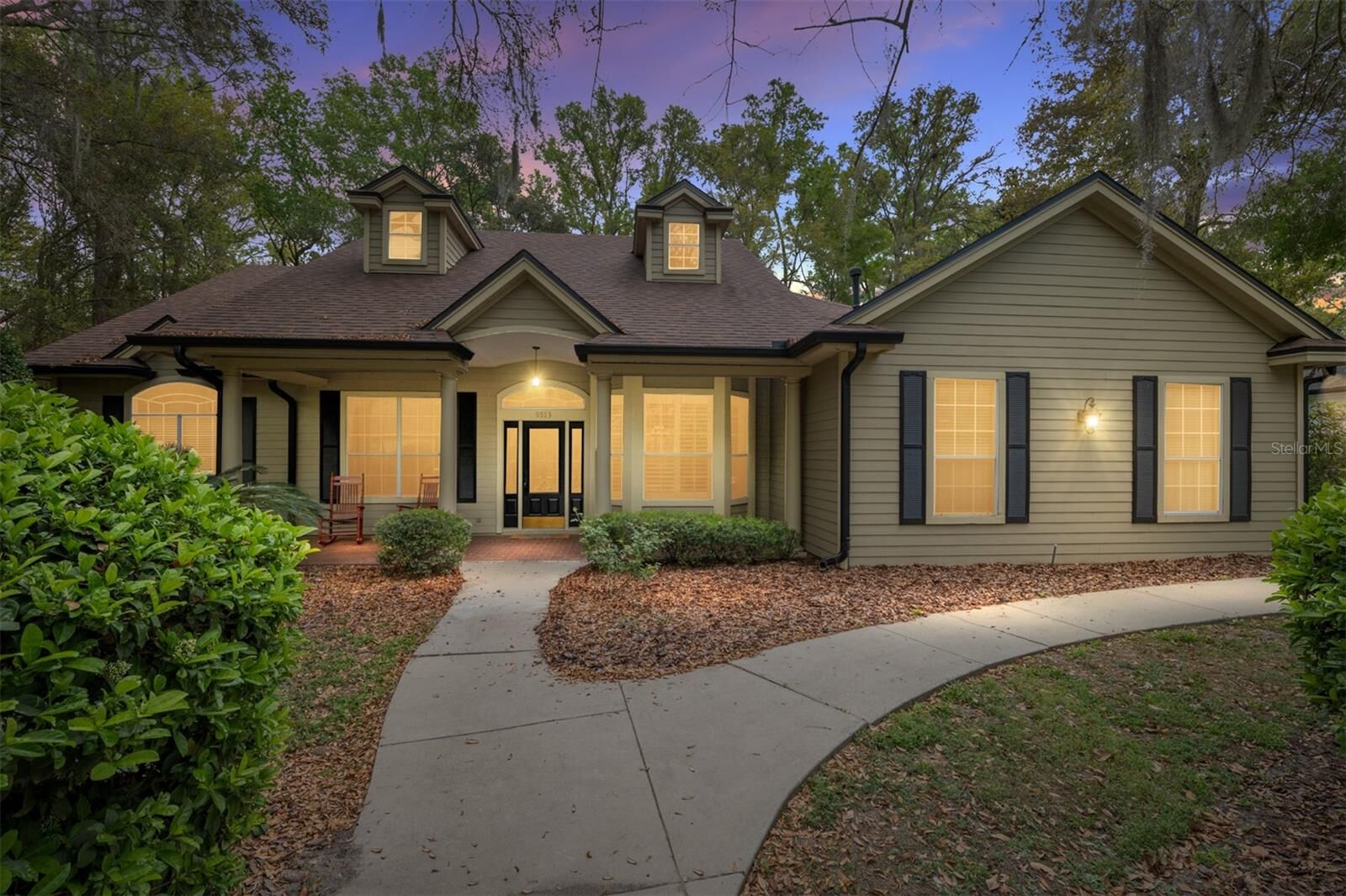 Property Photo: 9513 SW 33rd Lane FL 32608