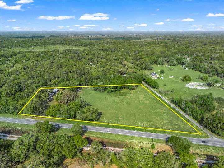 Property Photo: 8234 S US 301 FL 33513