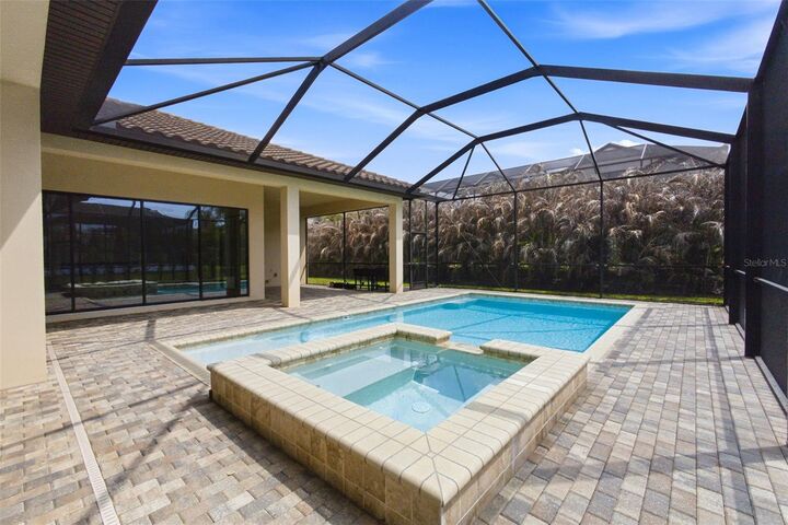 Property Photo:  14907 Tavares Mill Avenue  FL 33547 