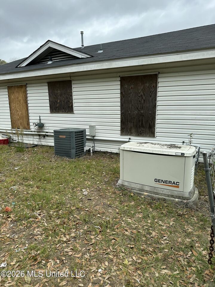 Property Photo:  3511 Park Boulevard  MS 39501 