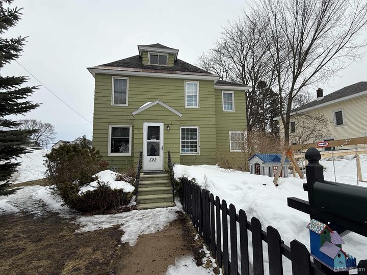 Property Photo:  322 W Superior Street  MI 49862 