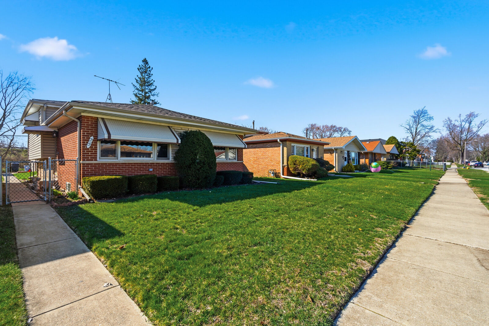 Property Photo:  14114 S Saginaw Avenue  IL 60633 