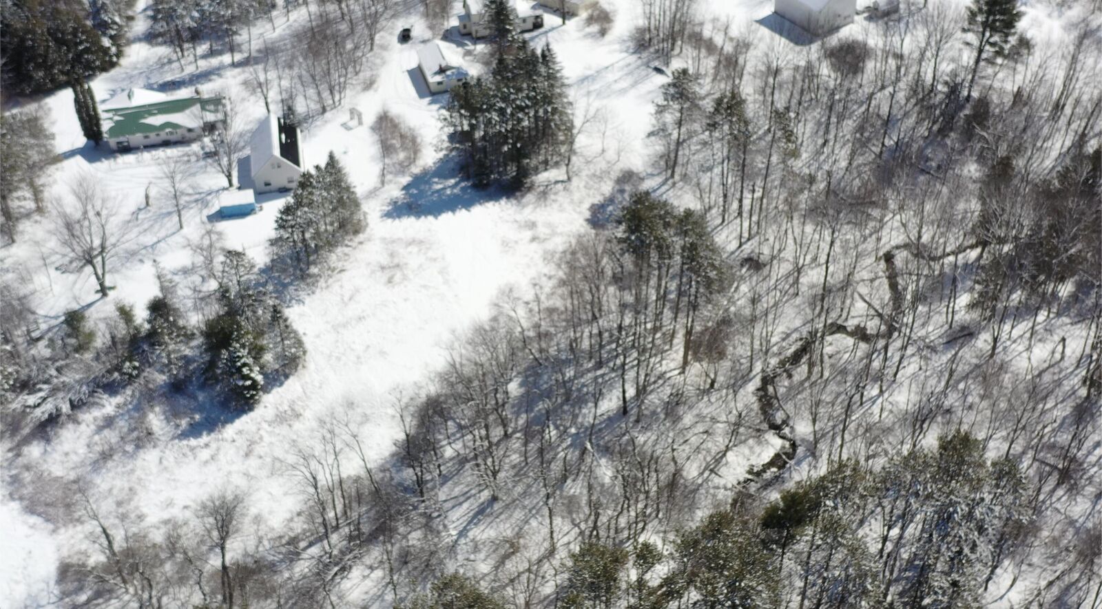 Property Photo:  418 Main Road S  ME 04444 