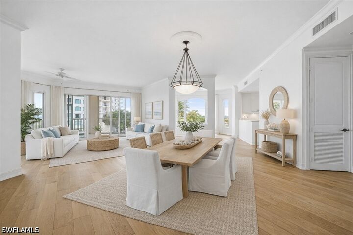 Property Photo: 4801 Island Pond Court 405 FL 34134