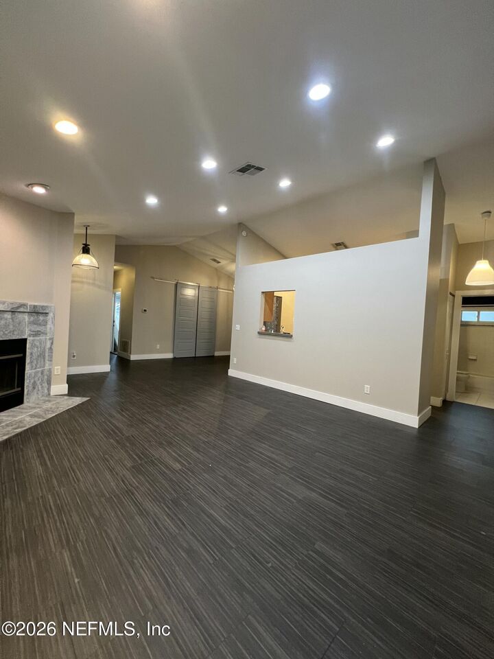 Property Photo:  1115 Main Street  FL 32233 