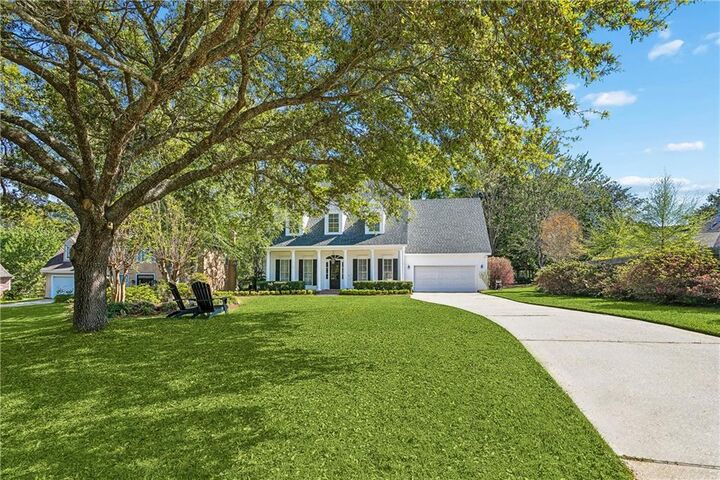 Property Photo:  303 Lobel Court  LA 70448 