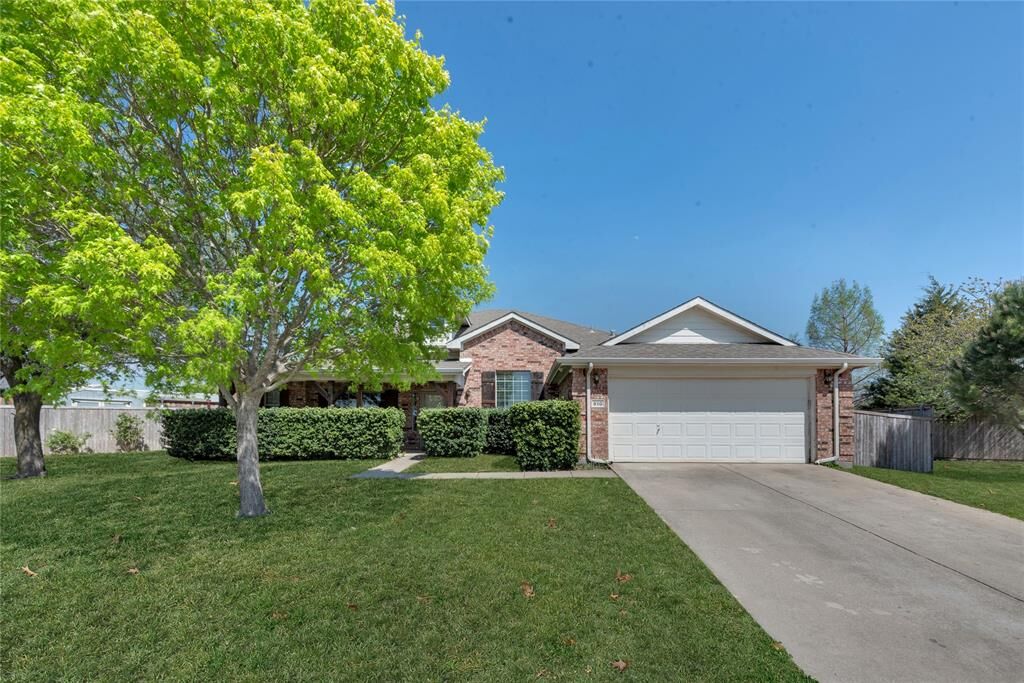 Property Photo: 910 Derby Court TX 75009