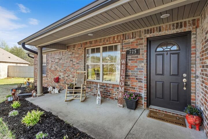 Property Photo:  725 W Deer Lodge Court  AR 72761 
