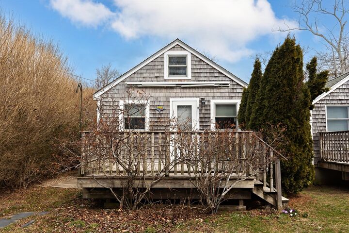 Property Photo:  17 Shore Rd 9  MA 02666 