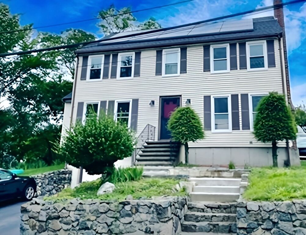 Property Photo:  6 King Street  MA 02474 