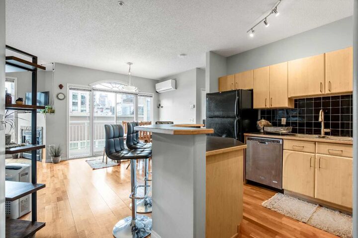Property Photo: 1026 12 Avenue SW 306 AB T2R 0J6
