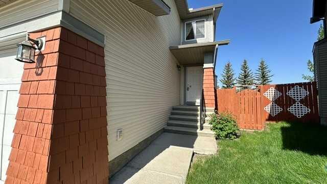 Photo de la propriété: 273 Silverado Plains Close SW AB T2X 0G6