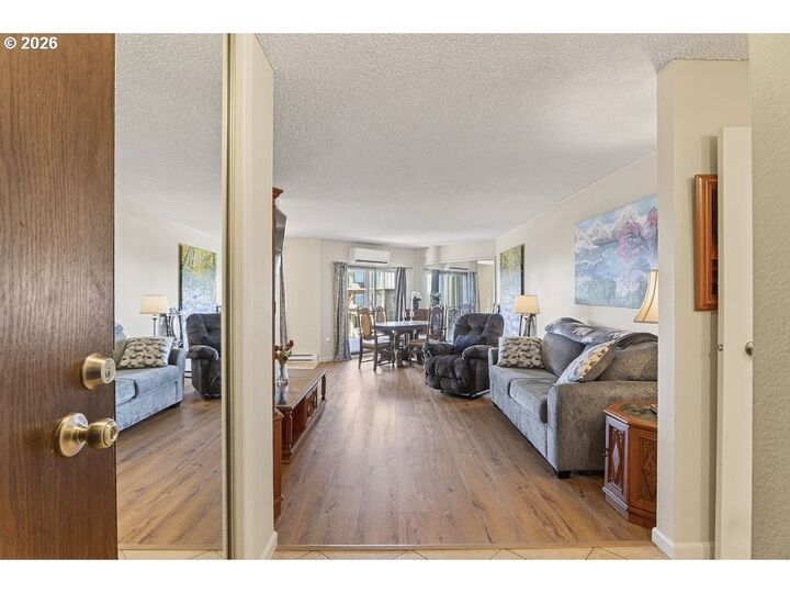 Property Photo:  5575 E Evergreen Blvd 4307  WA 98661 