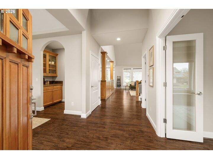Property Photo: 16550 Anna Eve Dr OR 97267