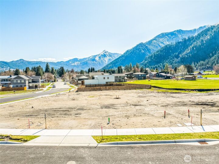 Property Photo: 151 Alpenglow Drive WA 98826