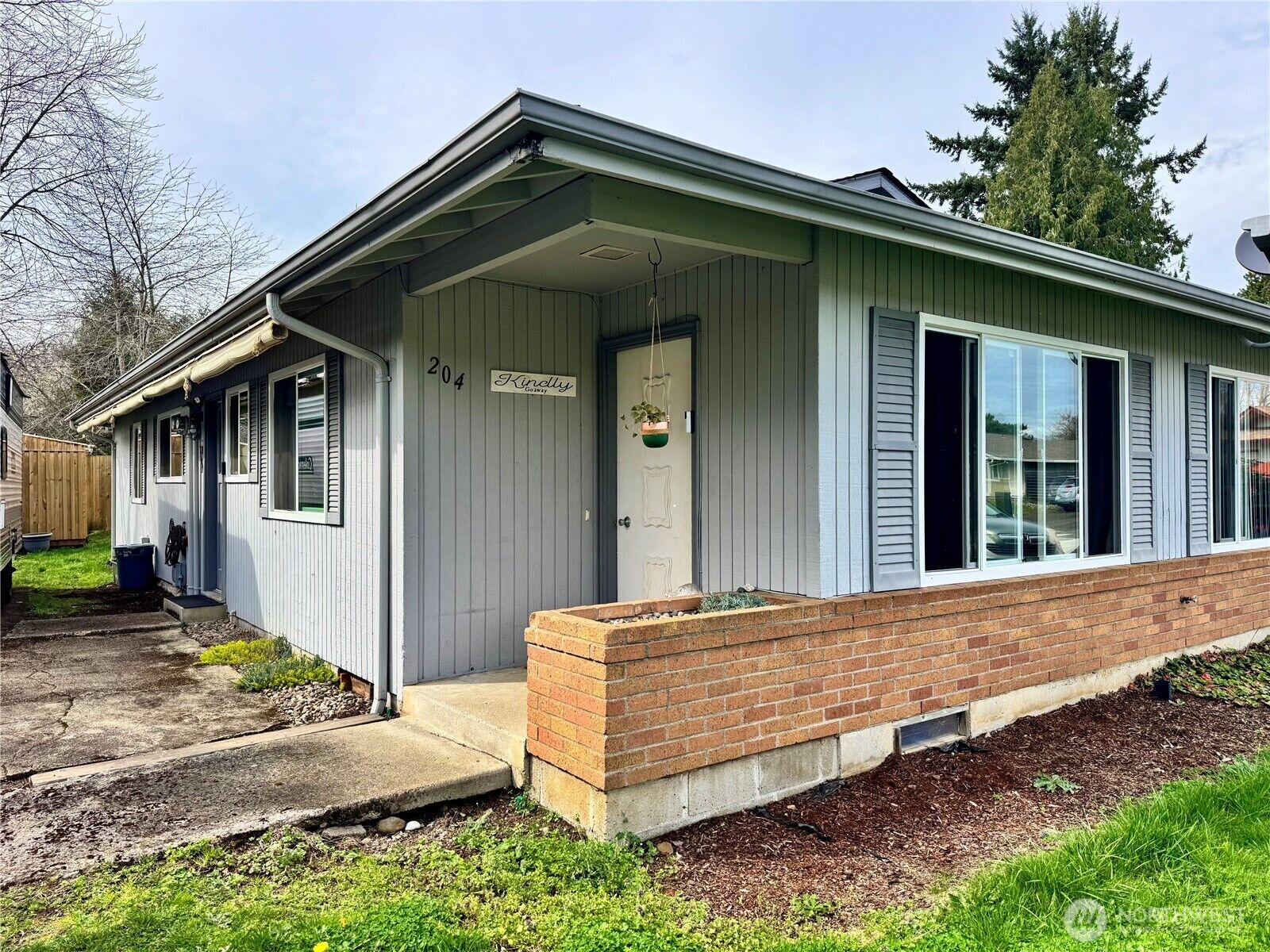 Property Photo:  202 SE 157th Avenue  WA 98684 